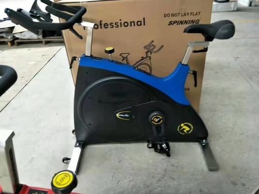 空気回転のバイクの商業エアロ バイクを形作る鋼鉄管PU