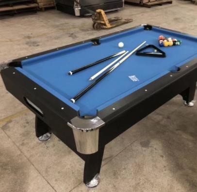 純木の三角形のゴム製Sportcraftのビリヤードのビリヤード台のビリヤード ボールのテーブル110kg